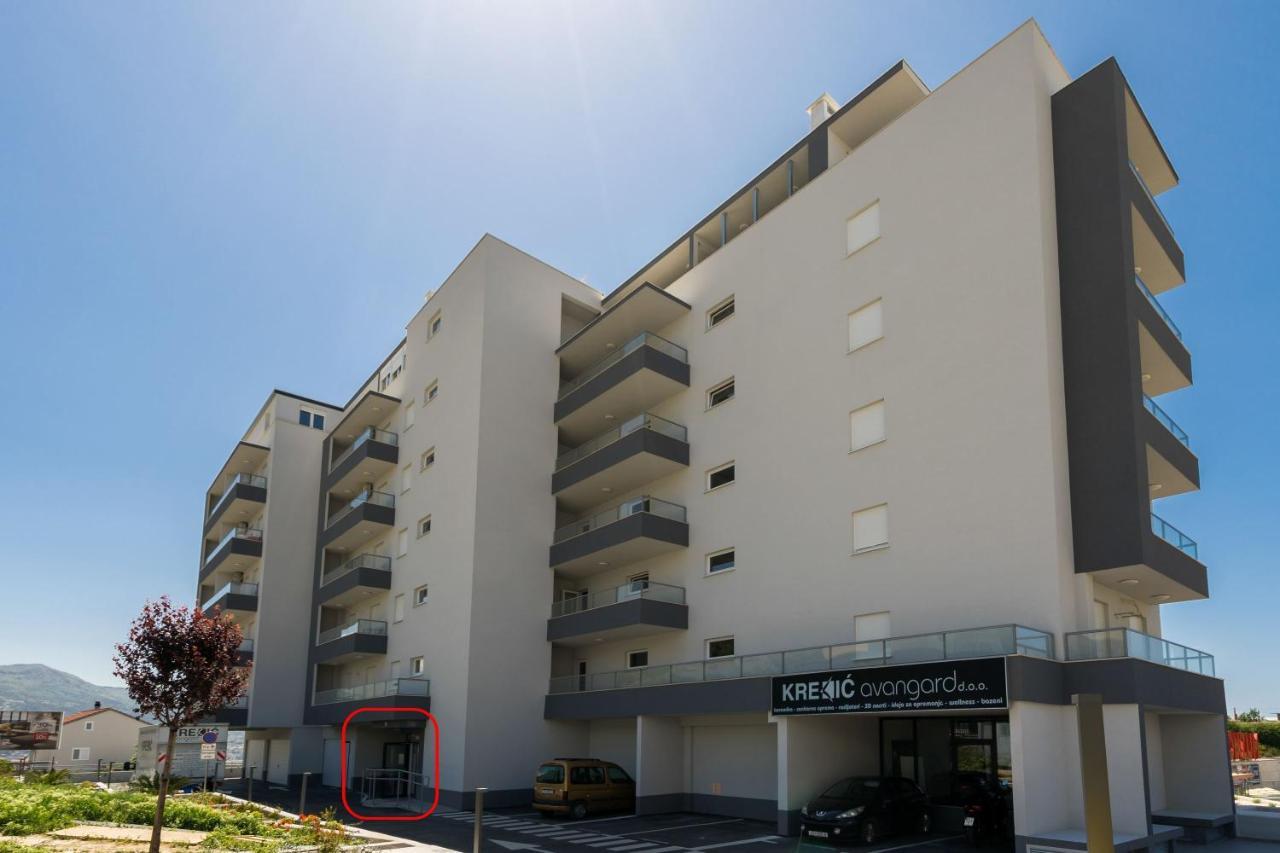 Modern Apartments Sirobuja Split Exterior photo