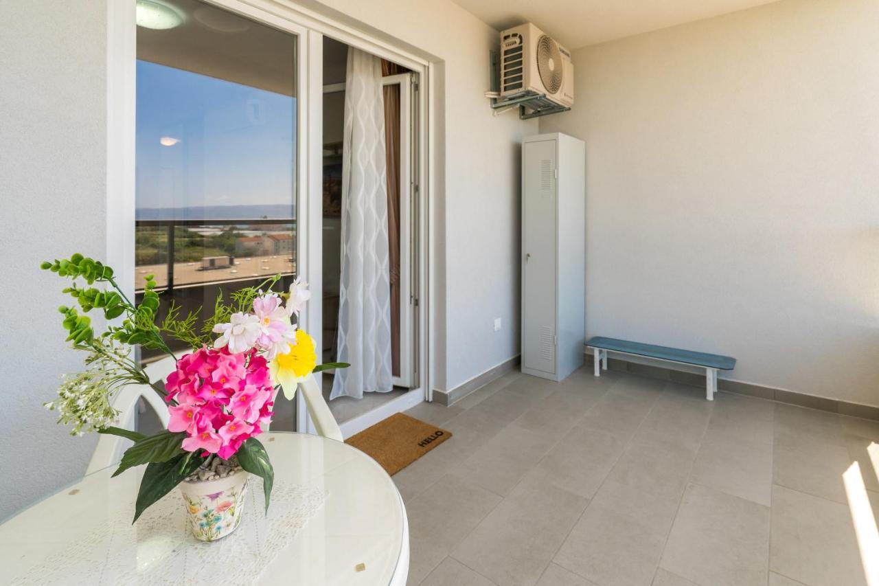 Modern Apartments Sirobuja Split Exterior photo
