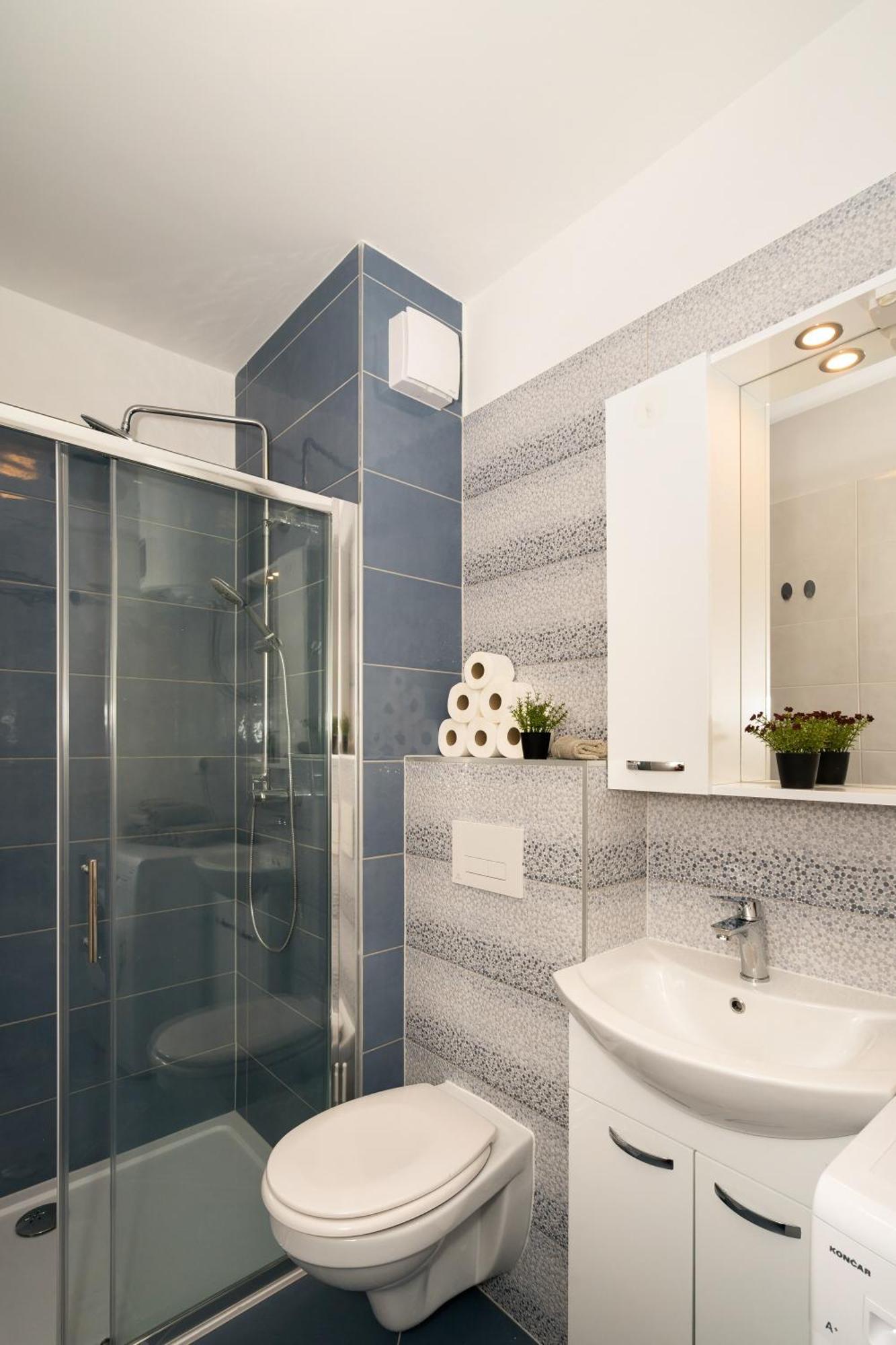 Modern Apartments Sirobuja Split Room photo